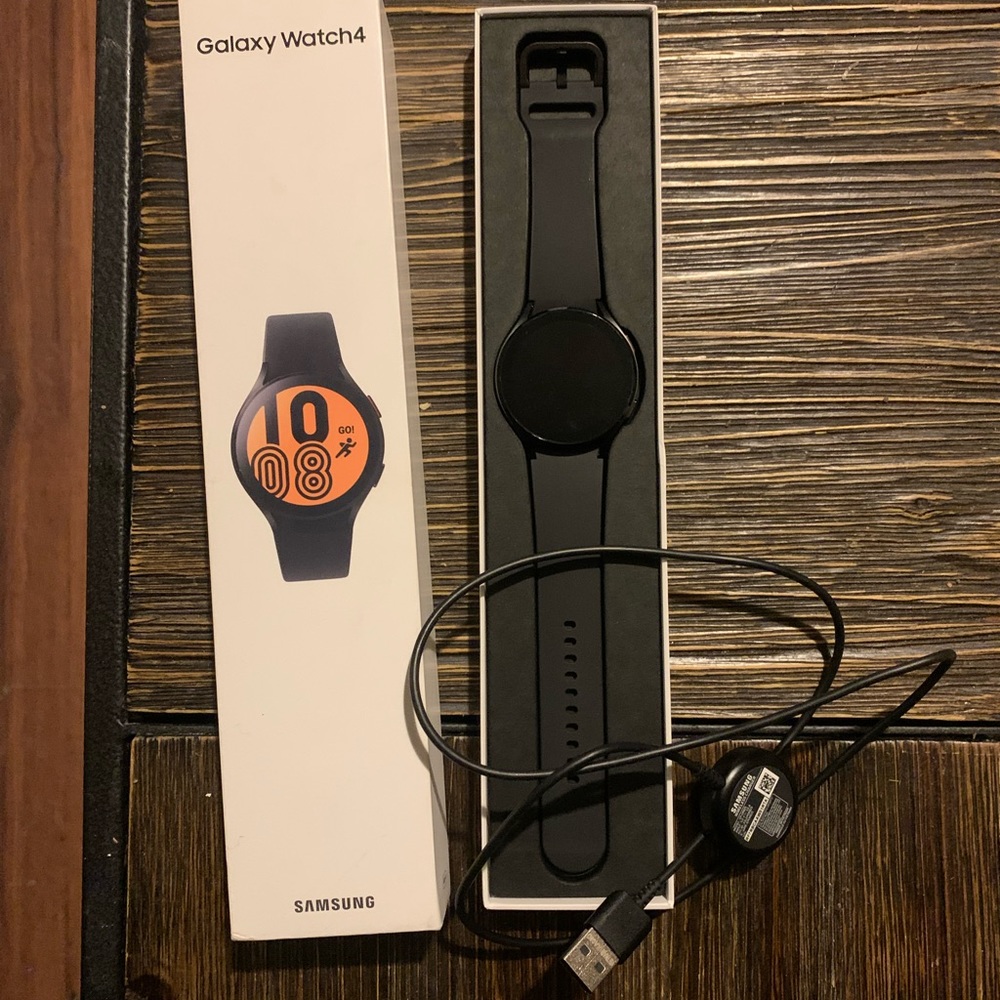 Samsung galaxy watch4 44mm